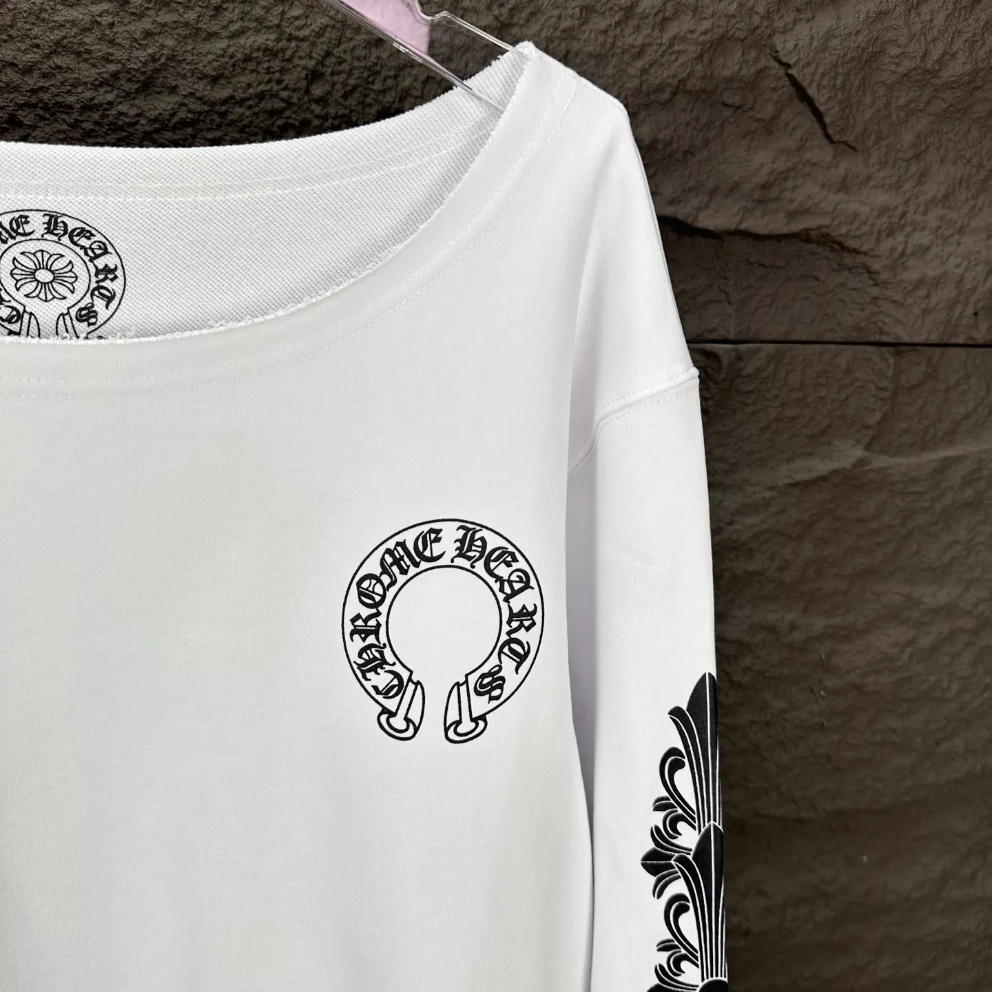 2025New Arrival logo Same Style Quality😘😘 g Versatile 👍 ：White Size：S、M、L